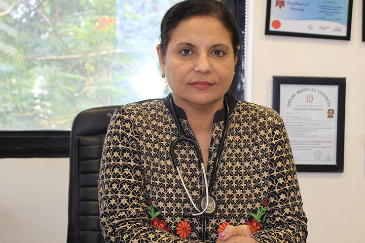 Dr. Rita Bakshi, best gynecologist in Delhi