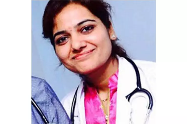 Dr. Srishti Agrawal, best gynecologist in Delhi