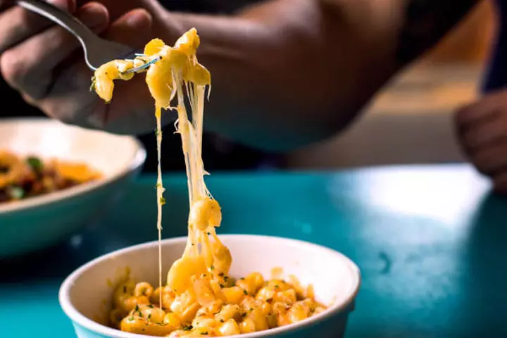 Tasty rice cooker mac and cheese.