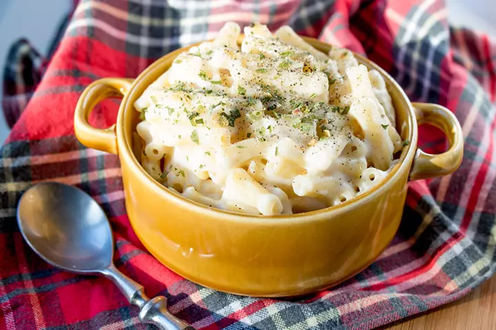 Simple mac and cheese for babies.