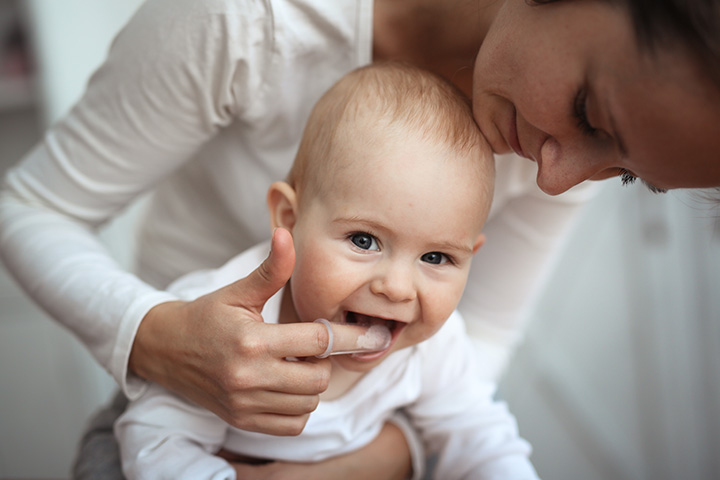 When To Start Brushing A Baby's Teeth And How To Do It