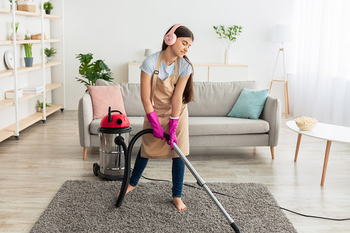 Housekeeping as one of the business ideas for teens