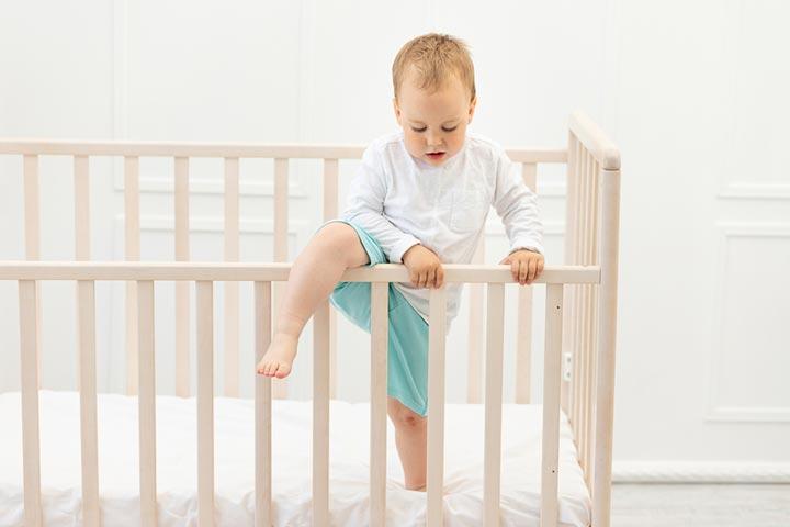 5-tips-to-prevent-a-toddler-climbing-out-of-crib