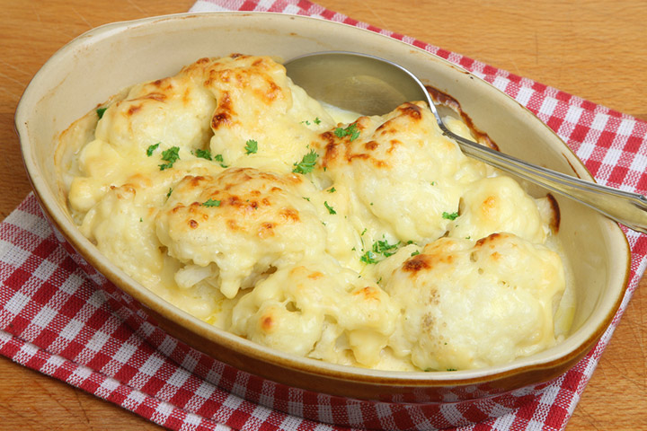 Baked cauliflower with cheese (12 months+)