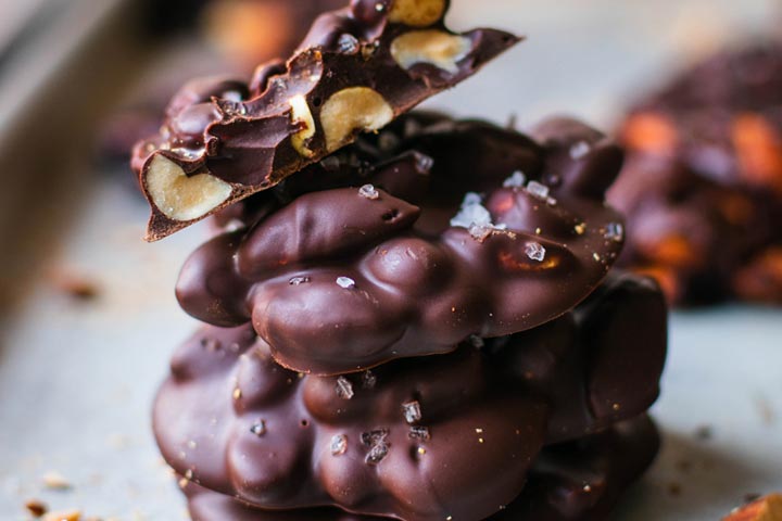 Dark Chocolate and almonds