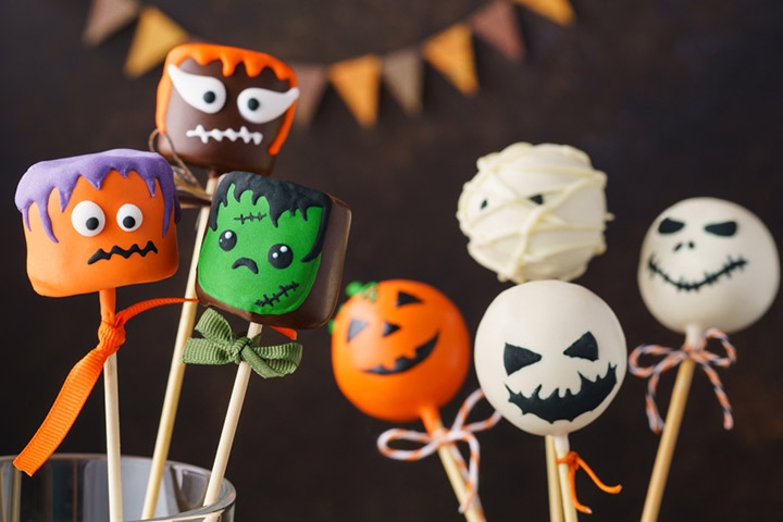 Lollipop pumpkin carving idea for kids
