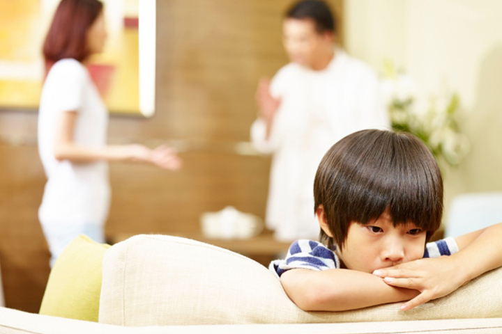 Neglecting or ignoring a child is an emotional abuse