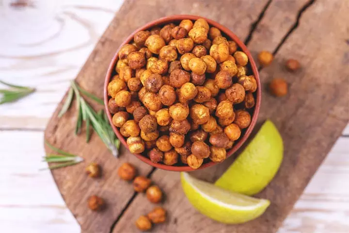 Roasted chickpeas, high protein snack for kids