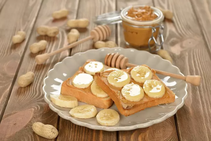 Peanut butter and banana toast breakfast for kids