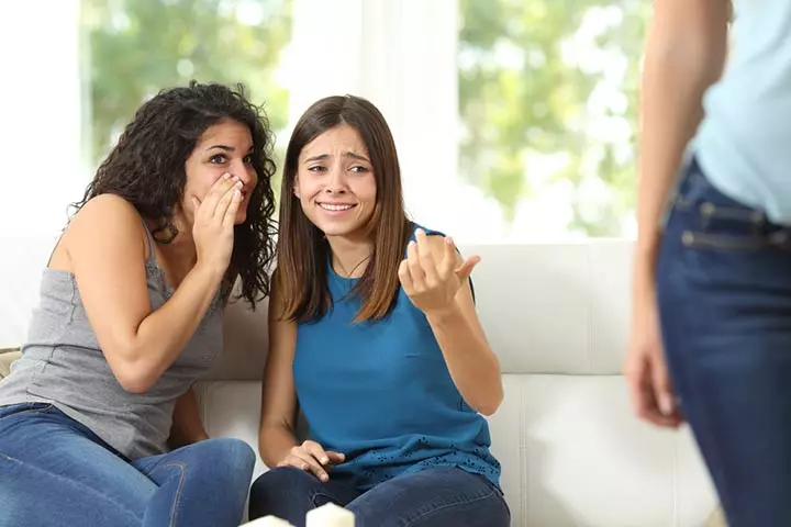 What Every Mom Needs To Know About Mom Shaming 