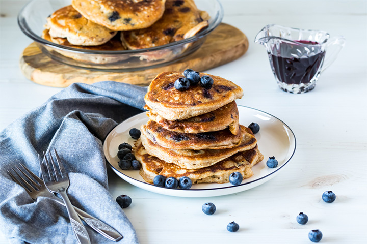 Blueberry pancakes for babies