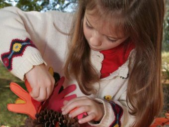 24 Fun And Cute Pine Cone Crafts For Kids To Make