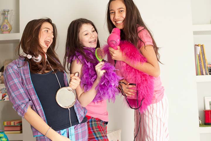 Pajama teenagers birthday party themes