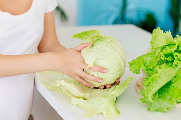 如何用白菜叶治疗肿胀、乳腺炎和断奶