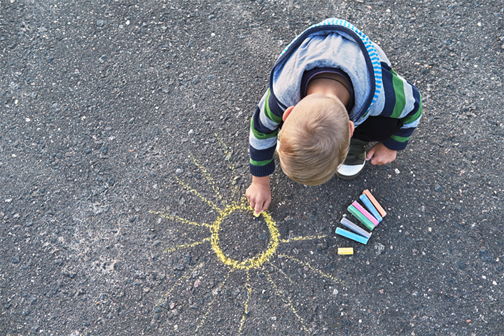 Chalk drawing toddler birthday party ideas