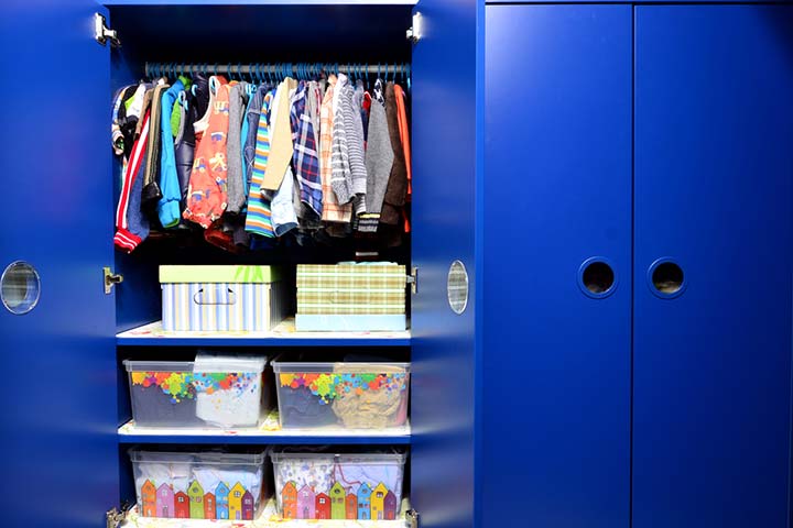Dress-up closet, Playroom ideas for toddlers