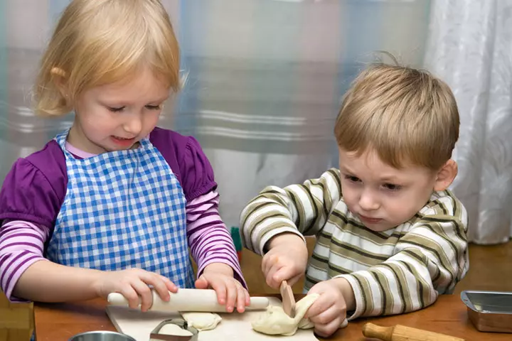 Edible playdough