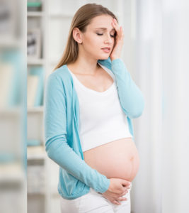 6 Simple & Natural Ways To Cope with Fatigue During Pregnancy