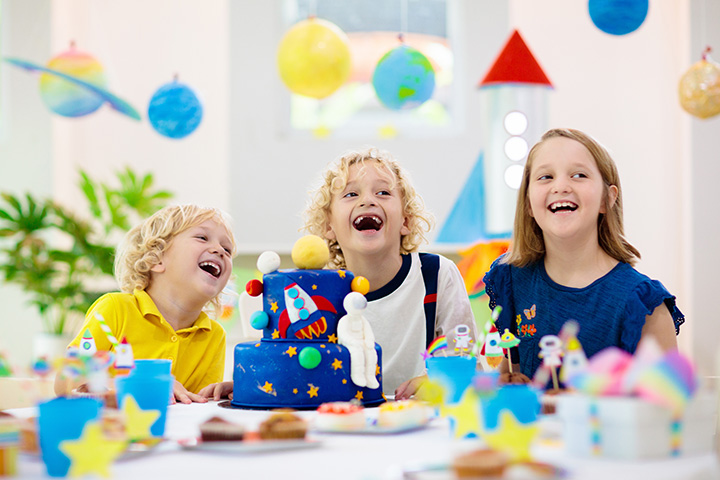 Space themed kids birthday party ideas