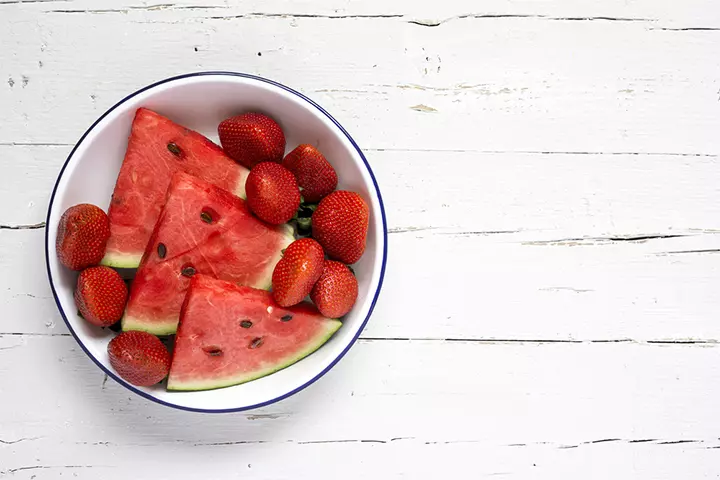 Strawberry and melon salads for kids
