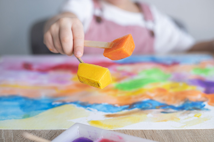 Use frozen paint cubes for finger paint for toddlers