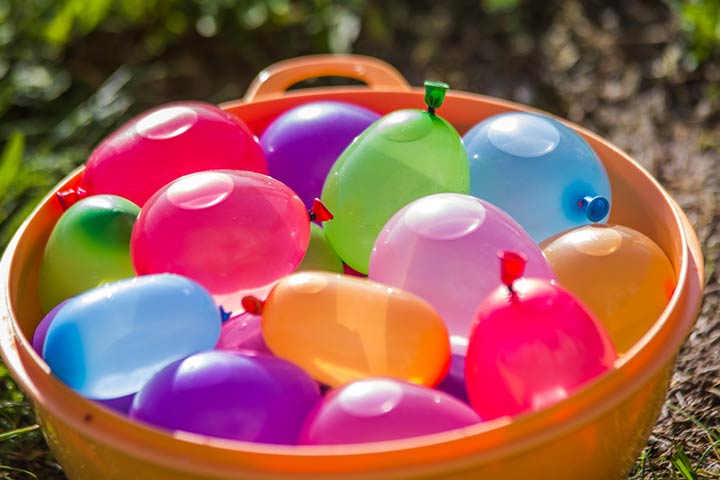 Water balloon race outdoor party games for kids