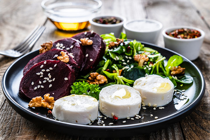 Beet and goat cheese salad