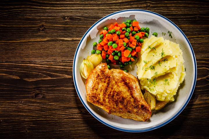 Chicken, mashed potatoes, and veggies bowl hot lunch ideas for kids
