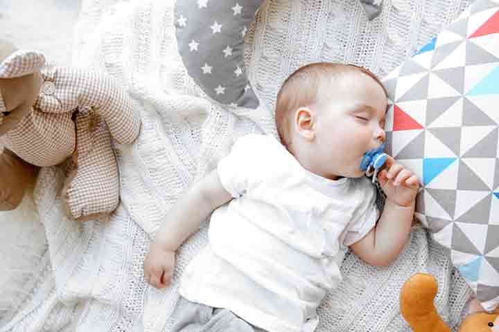 Pacifiers can help babies sleep well