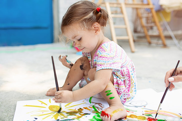 Painting as gross motor activities for infants