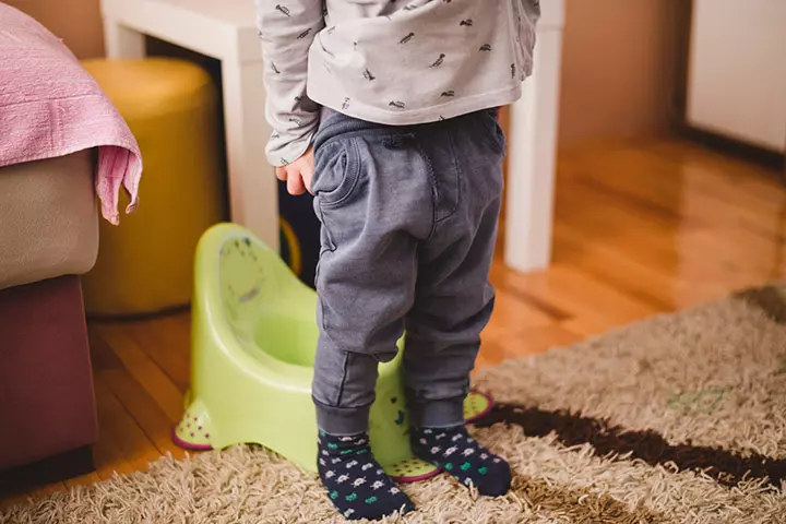 Should Boys Sit Or Stand When They Pee