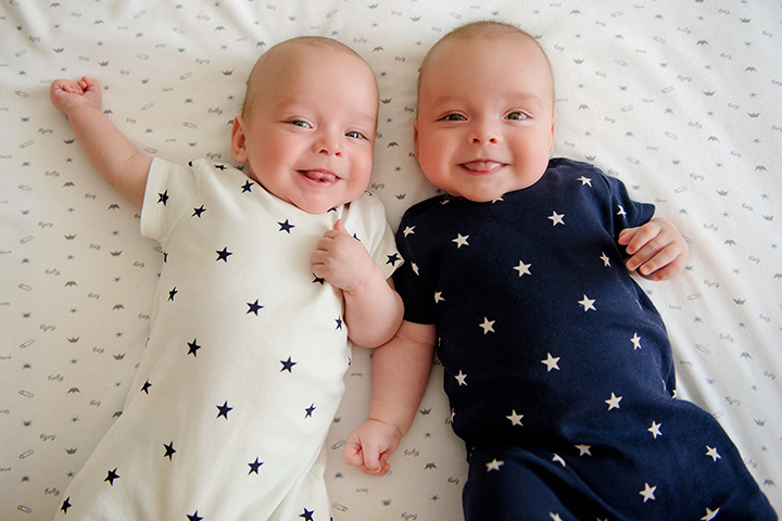Twin babies 1st birthday photoshoot ideas
