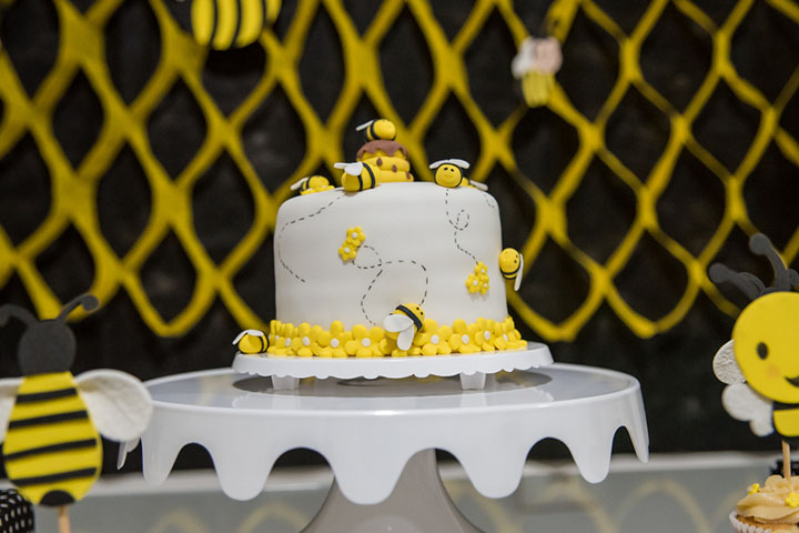 Bee-themed cake smash
