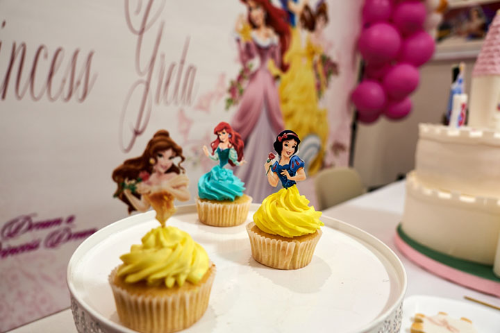 Disney princess cupcake