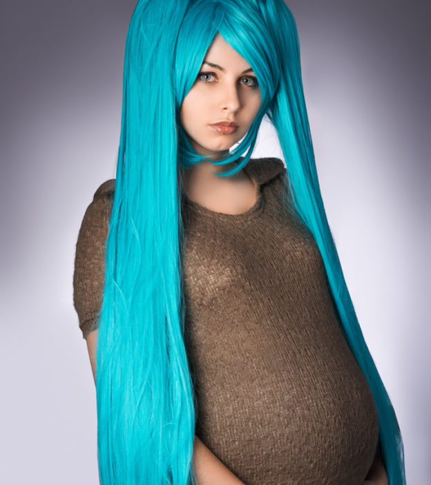 Dyeing Your Hair During Pregnancy: Safety Precautions To Take