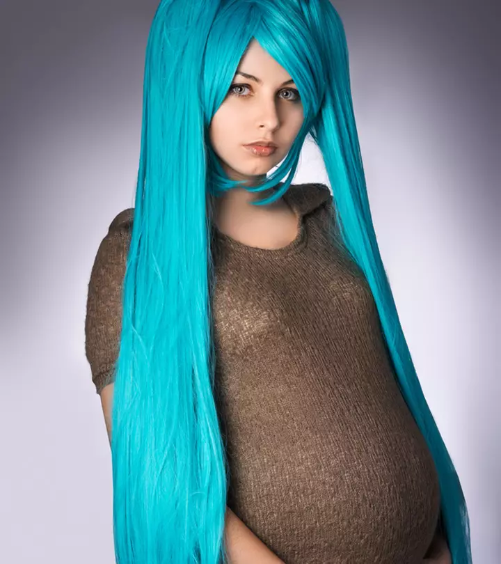Can You Dye Your Hair When Pregnant? Risks And Precautions