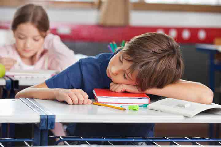 Falling asleep in school can be a sign of insomnia in children