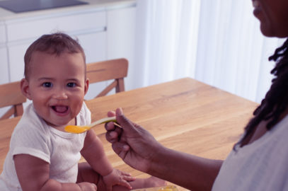 婴儿的芒果：营养价值，福利和食谱