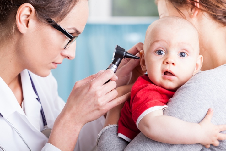 Otoscope can help diagnose ear infections in babies