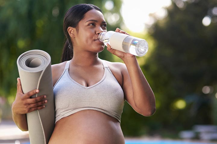 Drink plenty of fluids during pregnancy