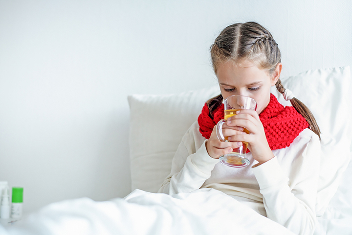 Give your kids fluids to soothe their sore throat