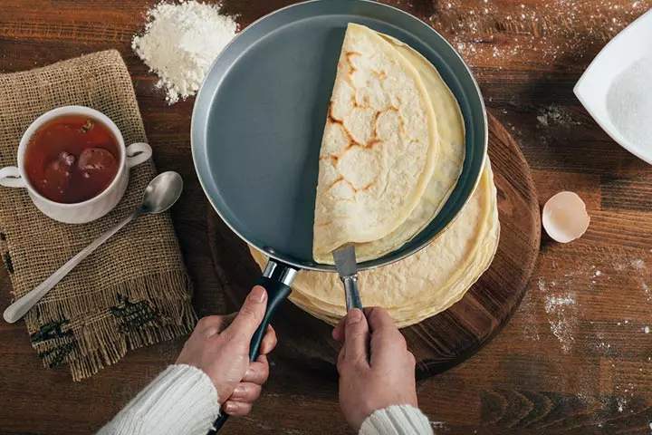 Keep The Pancake Batter In A Squeeze Bottle