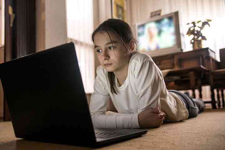 Teen social media addiction may lead to isolation