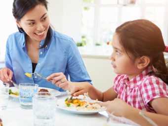 5 Reasons Why Eating Together Is Great For The Kids