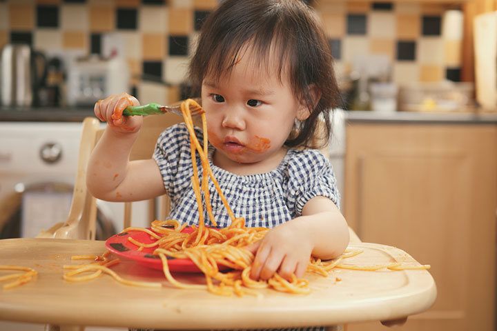 Children Who Eat In A Messy Way Are Less Likely To Be Picky Eaters