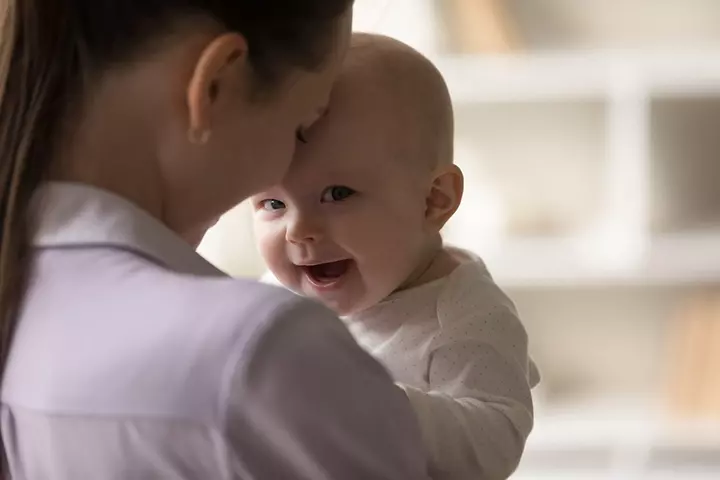 Need To Know About Babies Holding