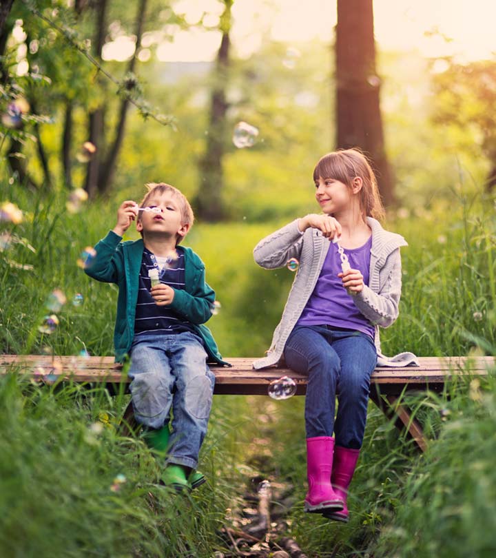 8 Effective Ways To Encourage Good Sibling Relationships