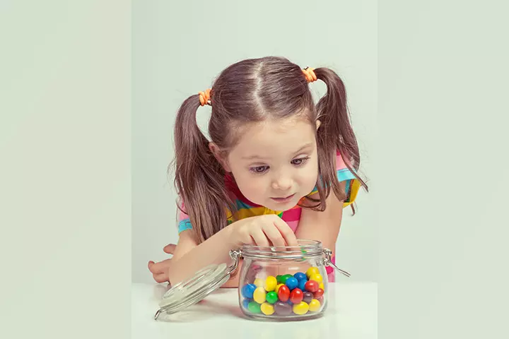 How To Get Your Child To Eat Healthy Snacks