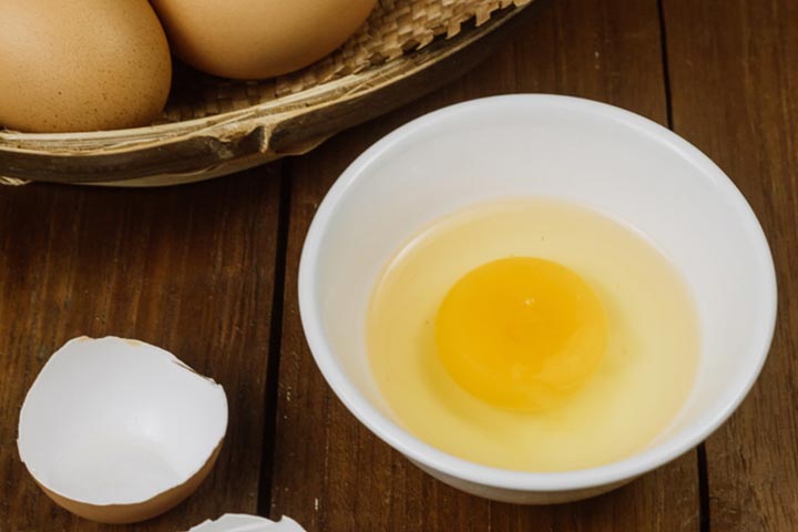 Philippines Eat A Raw Egg Just Before Delivery