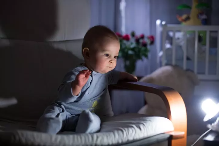 Try To Dim The Lights